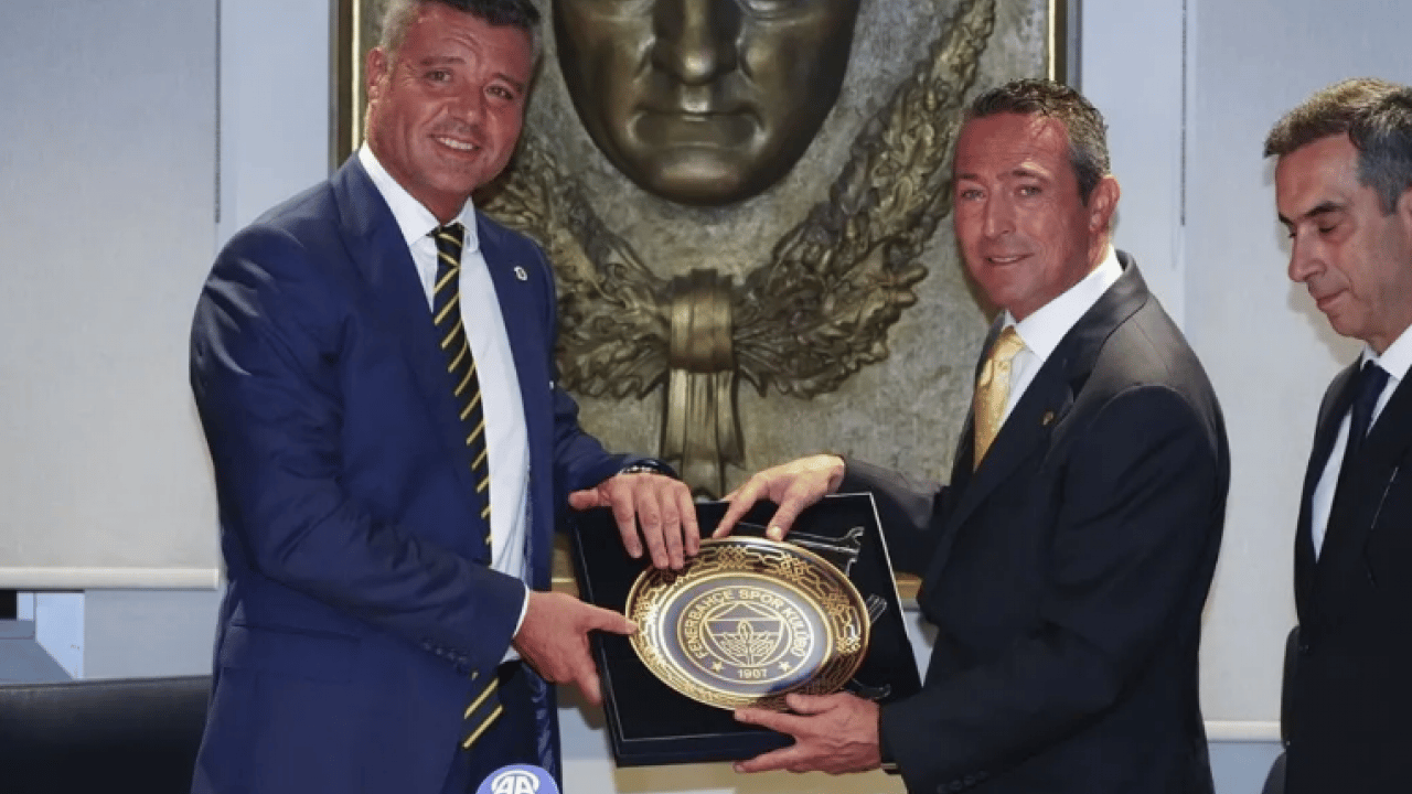 Foto - Olay soru şu: Daha arkası gelecek mi? Kadroda önemli bir sorun var dedirten hamle gelecek mi? Oyunculara resti çekti…