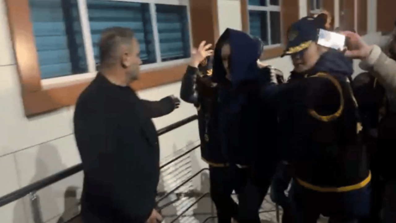 Foto - Annesini öldürmekten tutuklanmıştı: Güllü'nün kızının ifadesi ortaya çıktı!