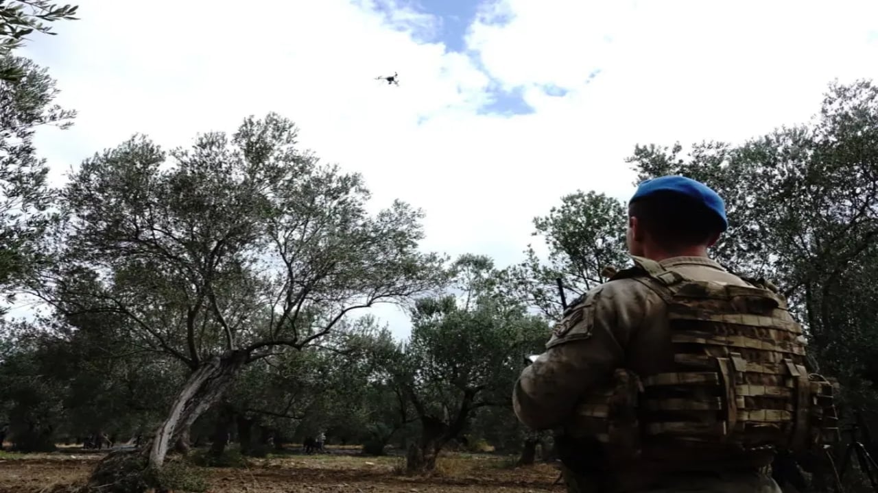 Foto - Olmayacak şey oldu! Bir zamanlar fakir yemeğiydi, şimdi komandolar başında nöbet tutuyor