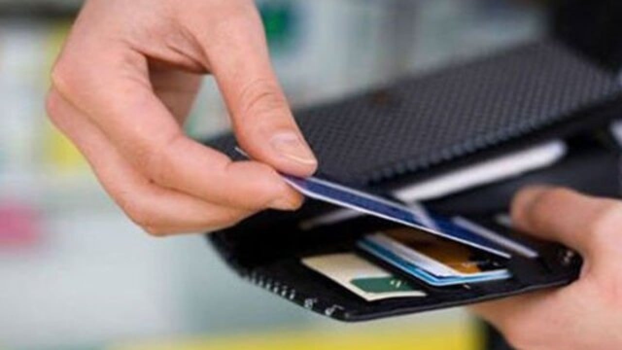 Foto - Olmayan 2,27 trilyon lirayı kredi kartı ile harcadık