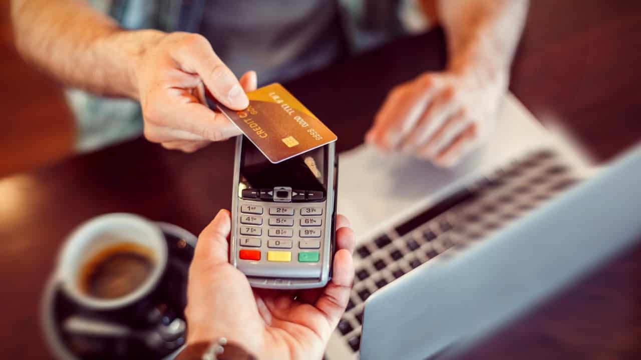 Foto - Olmayan 2,27 trilyon lirayı kredi kartı ile harcadık