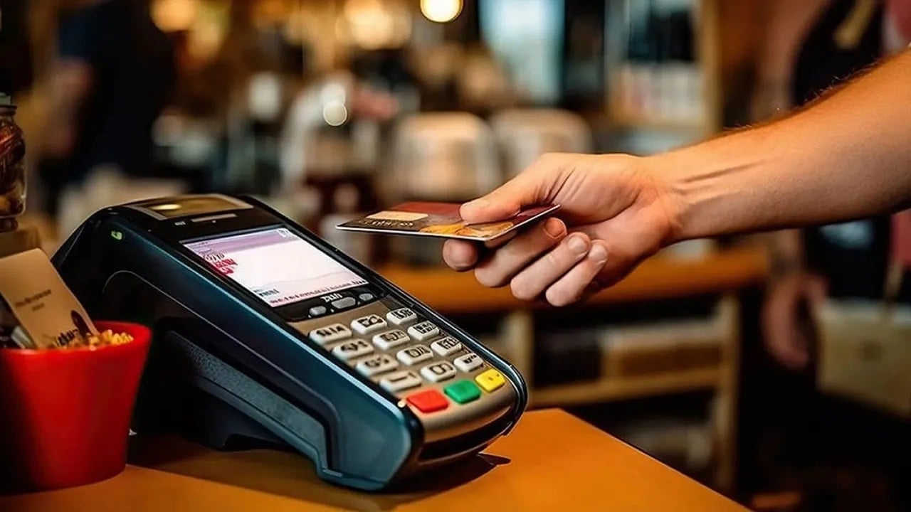 Foto - Olmayan 2,27 trilyon lirayı kredi kartı ile harcadık