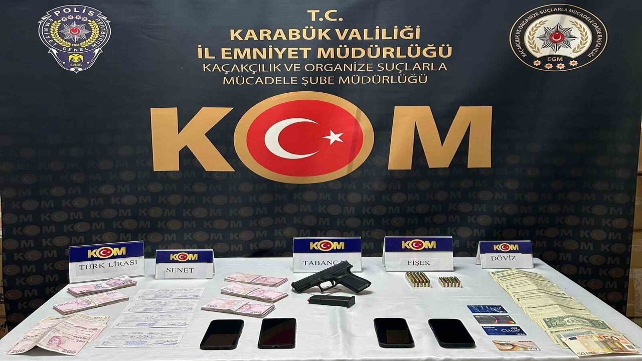 Foto - Olmaz olsun böyle imam! Yaptığı rezillik, "Sana yazıklar olsun" dedirtti