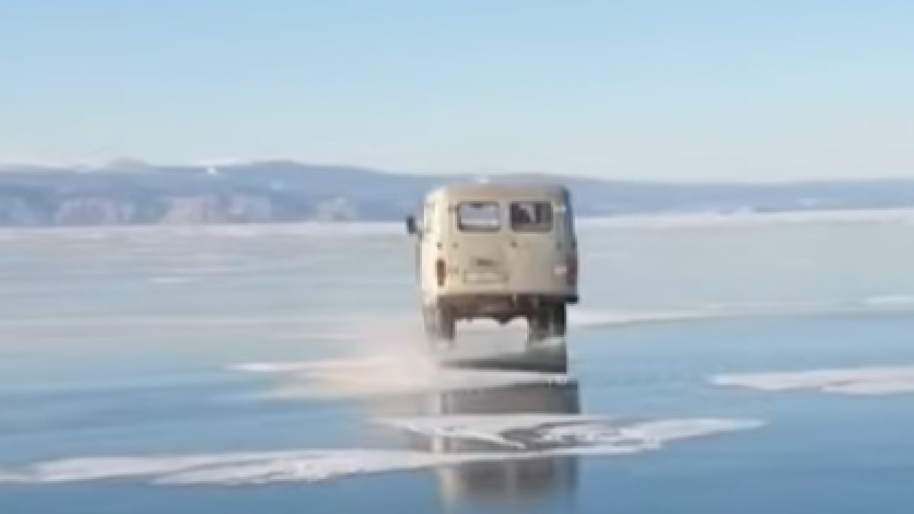 Foto - Ölümle sonuçlanan 'Buz' turu: Baykal Gölü’nde turistik gezi faciası! 8 kişi hayatını kaybetti