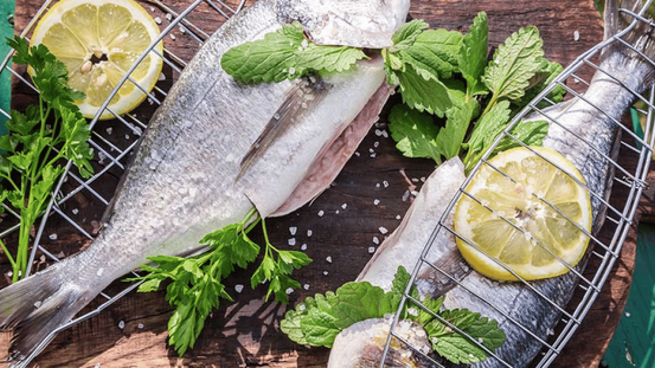 Omega-3 yağ asitleri ve mineraller... Balığı böyle tüketmek zehirliyor... Bekletmeden tüketin