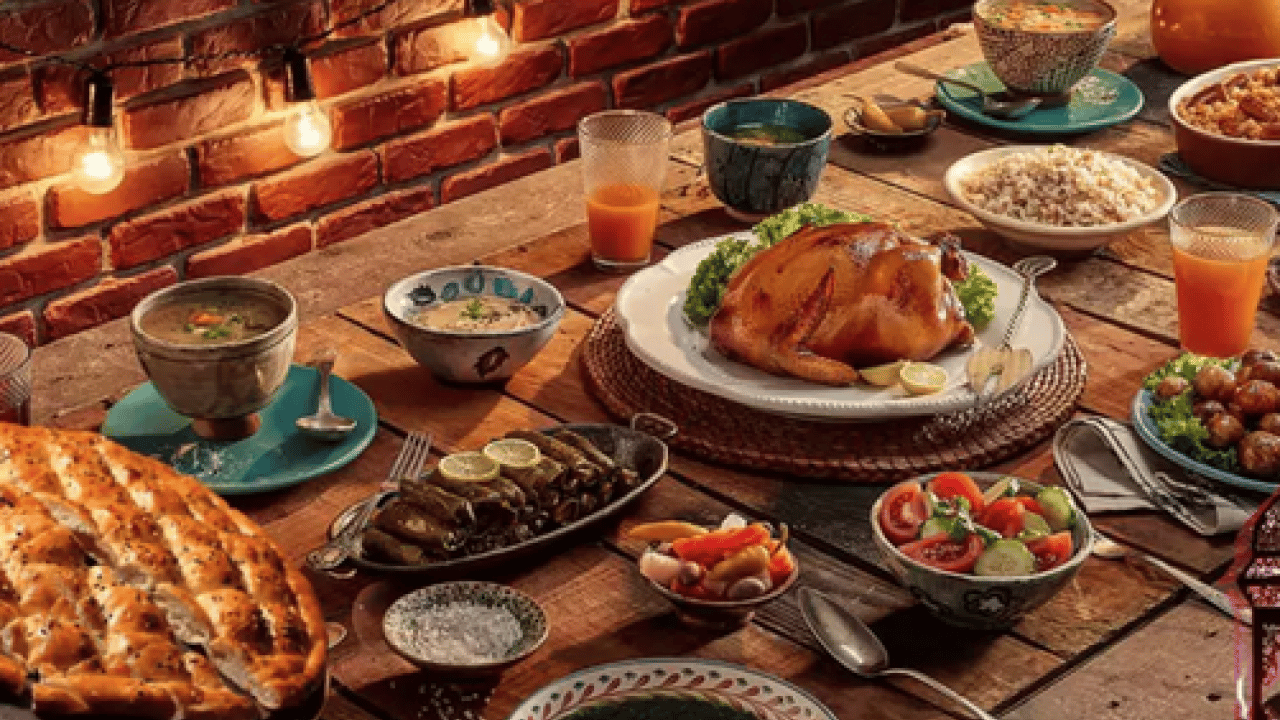 Foto - Onbir ayın sultanına adım adım giderken... Uzmanlardan iftarda suyu peş peşe içmeyin uyarısı