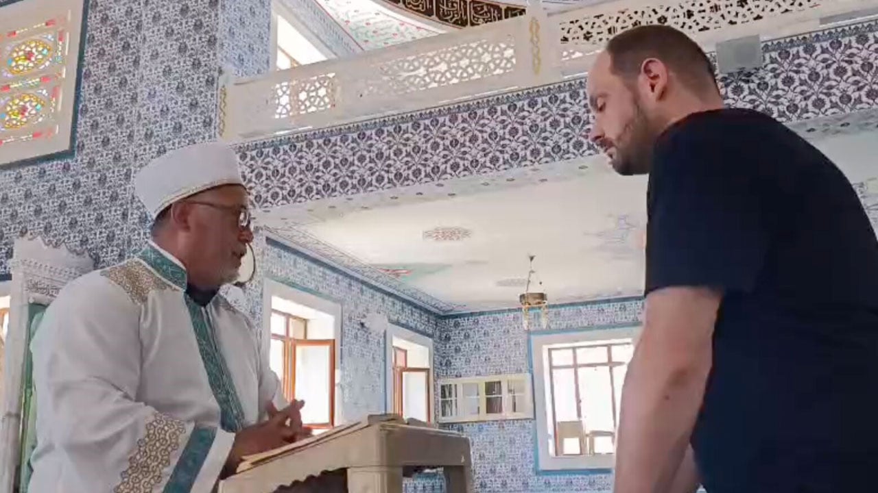 Foto - Önce Türk bayraklı nişan sonra Müslüman… Alman damat Kocaeli'de muradına Nevşehir'de hidayete erdi
