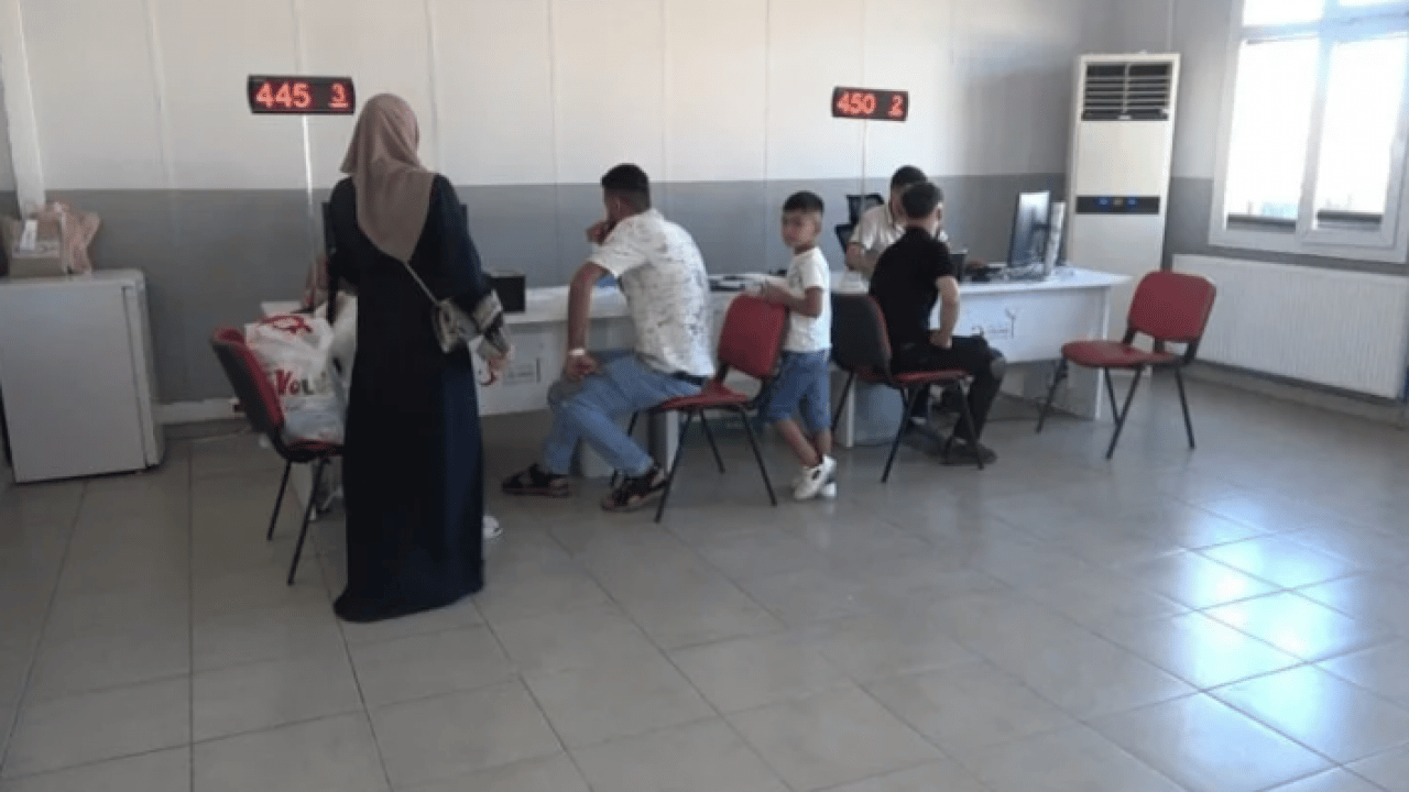 Foto - Öncüpınar'da tarihi dönüş yoğunluğu: Suriyeliler ülkelerine dönüyor
