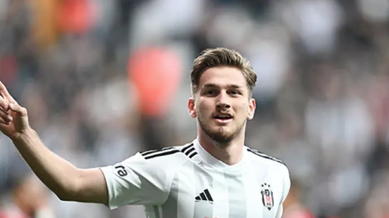 Foto - Önder Özen göreve gelir gelmez tam 16 futbolcuyu sildi bile... 