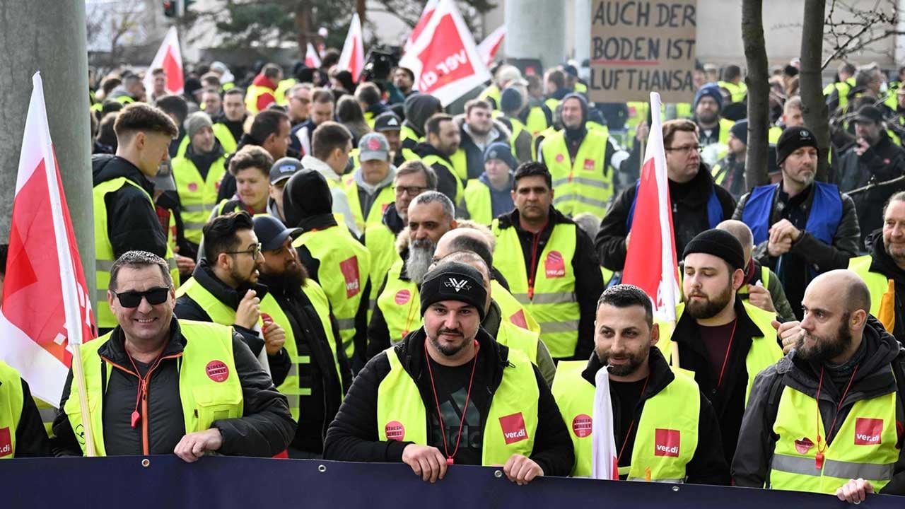 Foto - "Onlar mı bizi kıskanıyor ha ha ha" diyenlere! Alman hava yolunda büyük kriz
