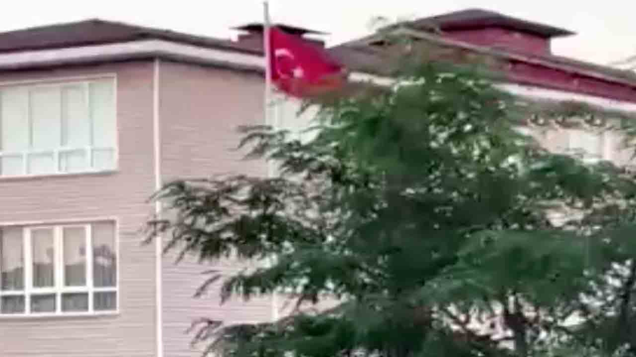 Foto - Onların yaptığını bile yapamayanlar var: Miniklerin Türk bayrağı ile imtihanı