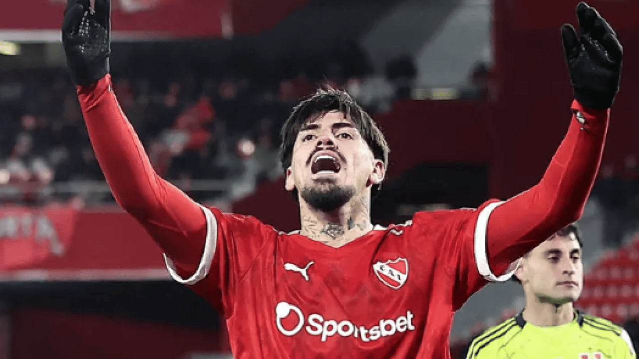 Foto - Gündeme oturan o isim hamlesi 'helal olsun' dedirtecek.. Daha imza atalı 1 yıl bile olamamıştı