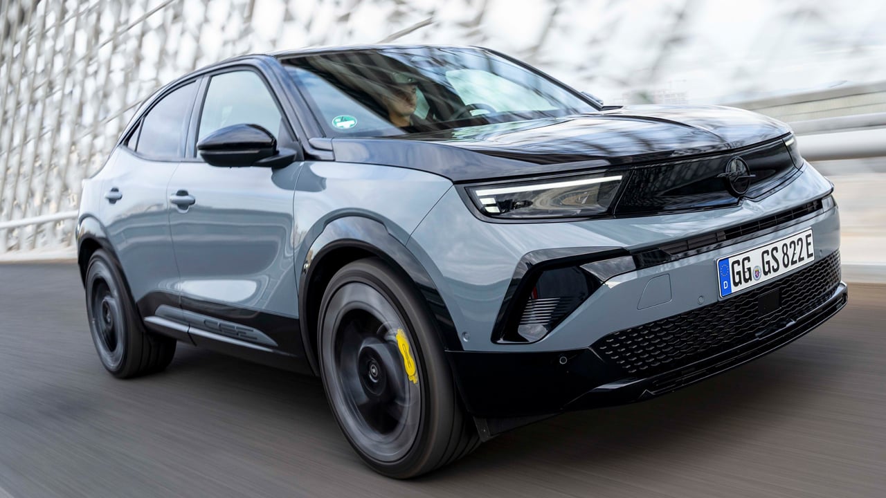 Foto - Opel’in yeni şampiyonu! Mokka GSE Altın Direksiyon’u kazandı! 281 beygirlik elektrikli güç Türkiye’ye geliyor!