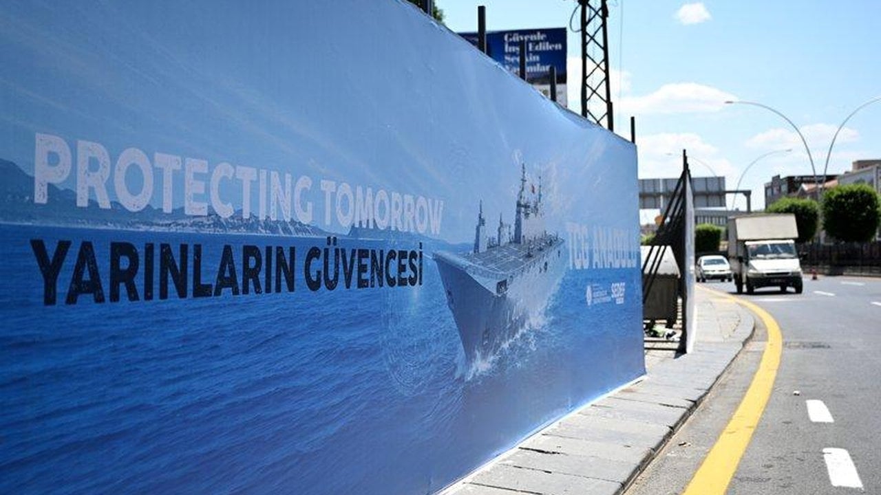 Foto - "Operasyon Turkuaz" başladı! TCG Anadolu, Tayfun ve Hürjet, Ankara'da akıllarını alacak