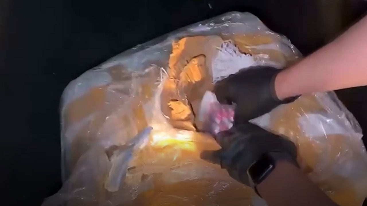 Foto - Operasyonlardan nefes kesen görüntüler: Zehir tacirlerine büyük darbe! 381'i tutuklandı