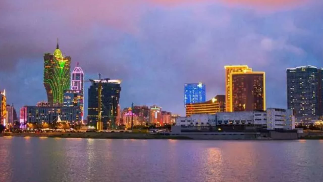 Foto - Güvenliği kızaklı köpekler sağlıyor: İşte ordusu olmayan ülkeler!