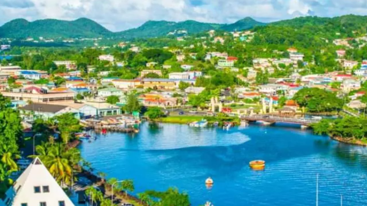 Foto - Güvenliği kızaklı köpekler sağlıyor: İşte ordusu olmayan ülkeler!