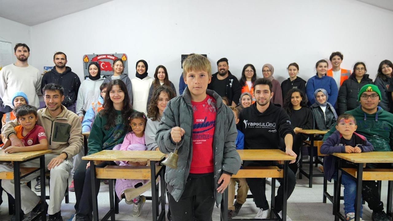 Foto - Örnek davranış: Köy okuluna üniversite öğrencilerinden dokunuş