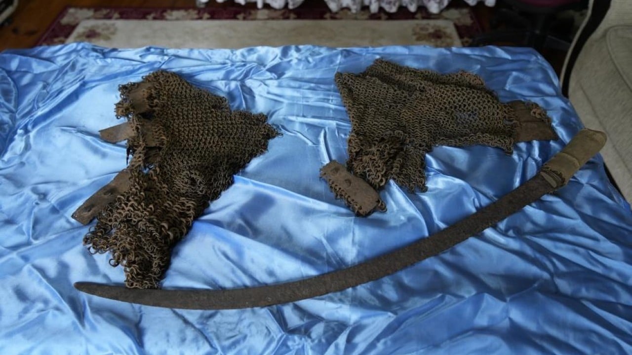 Foto - Orta Asya evliyalarından Güvenç Abdal'a ait! 700 yıllık emanet nesilden nesile korunuyor