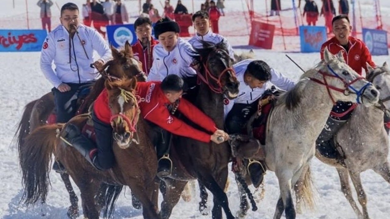 Foto - Orta Asya’da başladı Türkiye'de yaygınlaşıyor! Ata sporu ‘kökbörü’ye ilgi artıyor