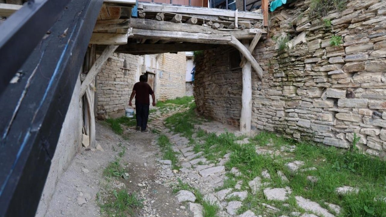 Foto - Orta Çağ’dan kalmış gibi 8 asırlık köy taş evleriyle hala ayakta