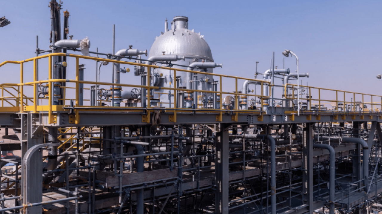 Foto - Orta Doğu'daki kriz sonrası büyük sürpriz! Saudi Aramco iki petrol sahasında üretimi azaltıyor...