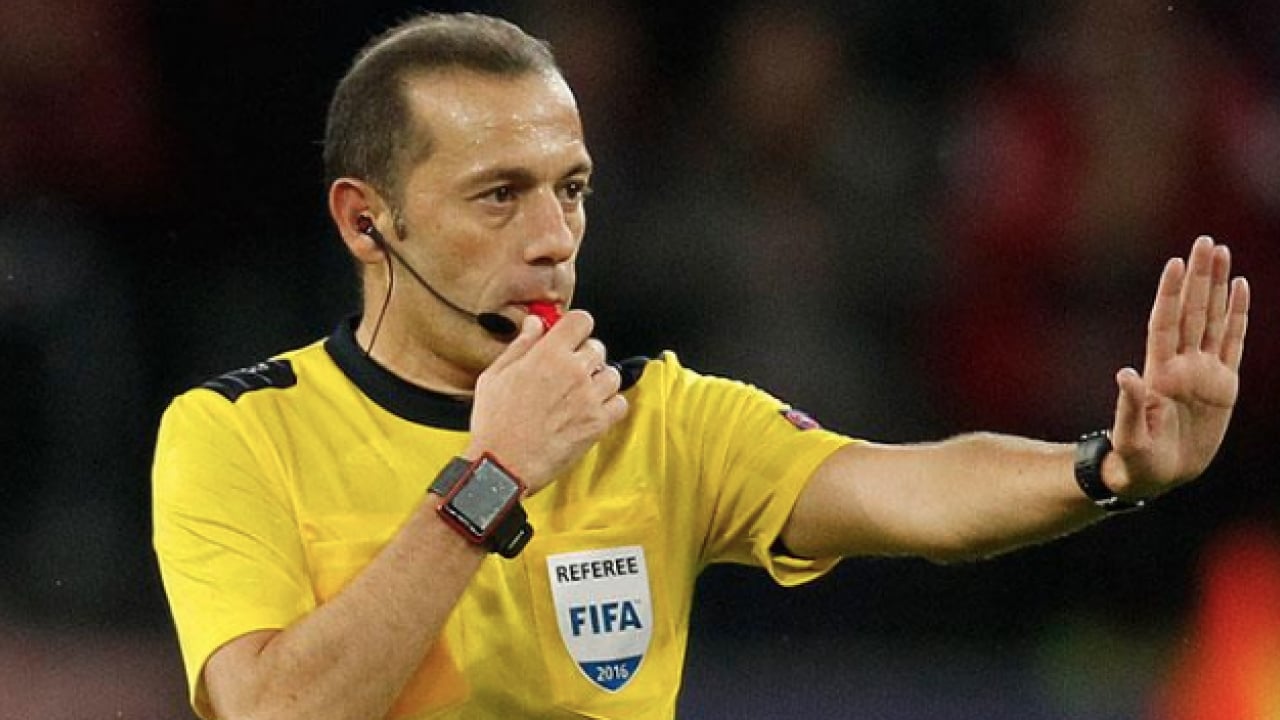 Foto - Ortalığı karıştıran gelişme! Cüneyt Çakır geri döndü!