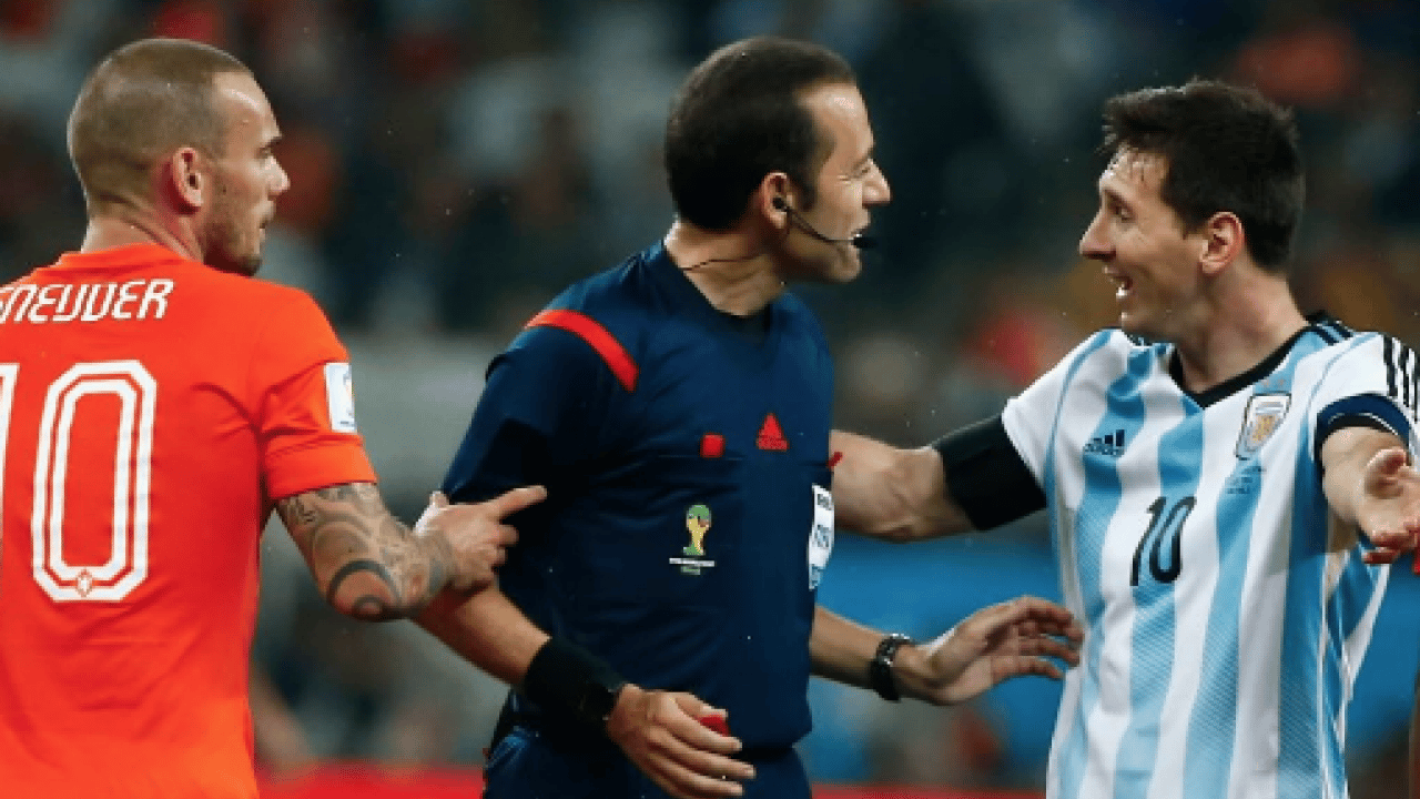 Foto - Ortalığı karıştıran gelişme! Cüneyt Çakır geri döndü!