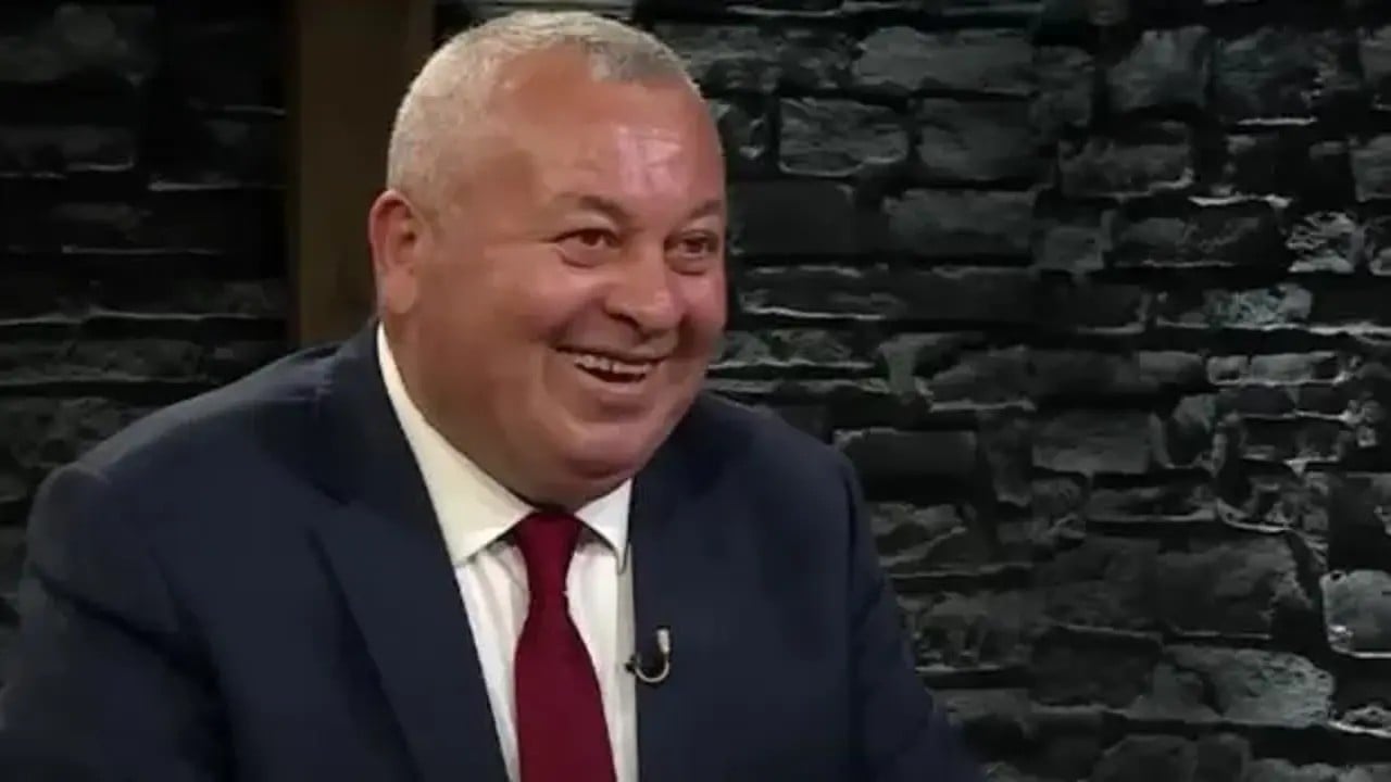 Foto - Ortalığı yangın yerine çevirecek gelişme: Sinan Burhan partiden ihraç edilecek 10 ismi açıkladı