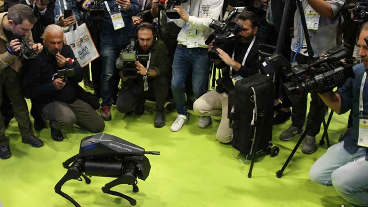 Foto - Ortalık karışacak: Türkiye robot ordusunu sahaya sürdü