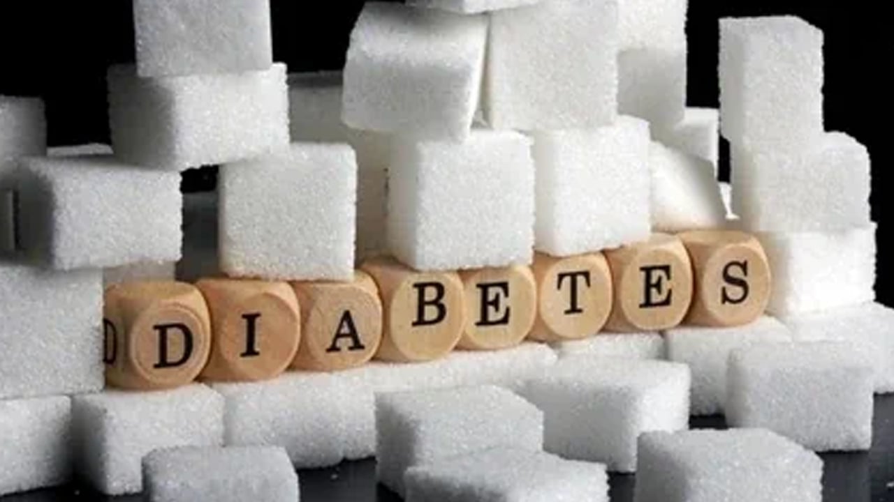 Foto - Diyabet hastalarının oruç reçetesi! Güvenli değil: Kan şekeri o seviyedeyse buna yol açıyor! Tip 1 mi, Tip 2 diyabet misiniz?