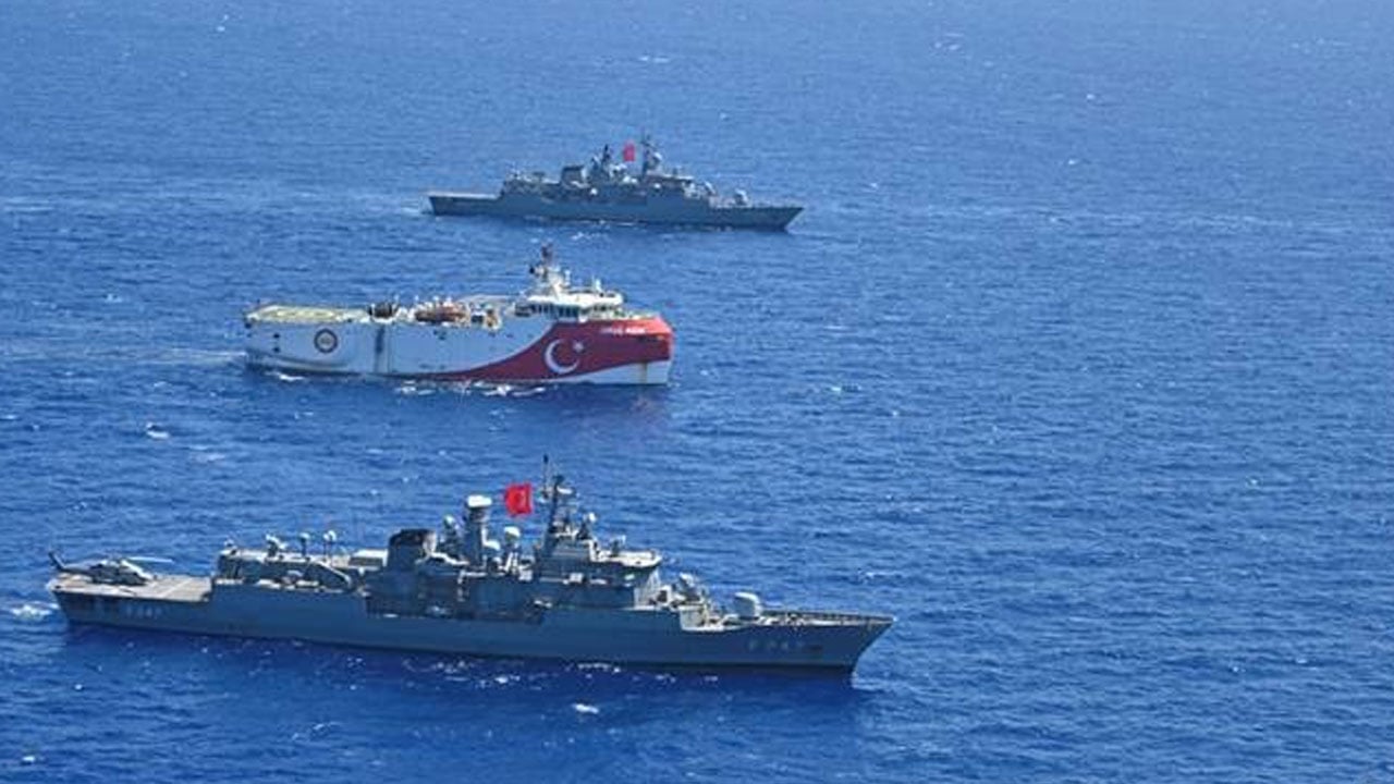 Foto - Oruç Reis yeniden Akdeniz'de: Türkiye, Navtex ilan etti…