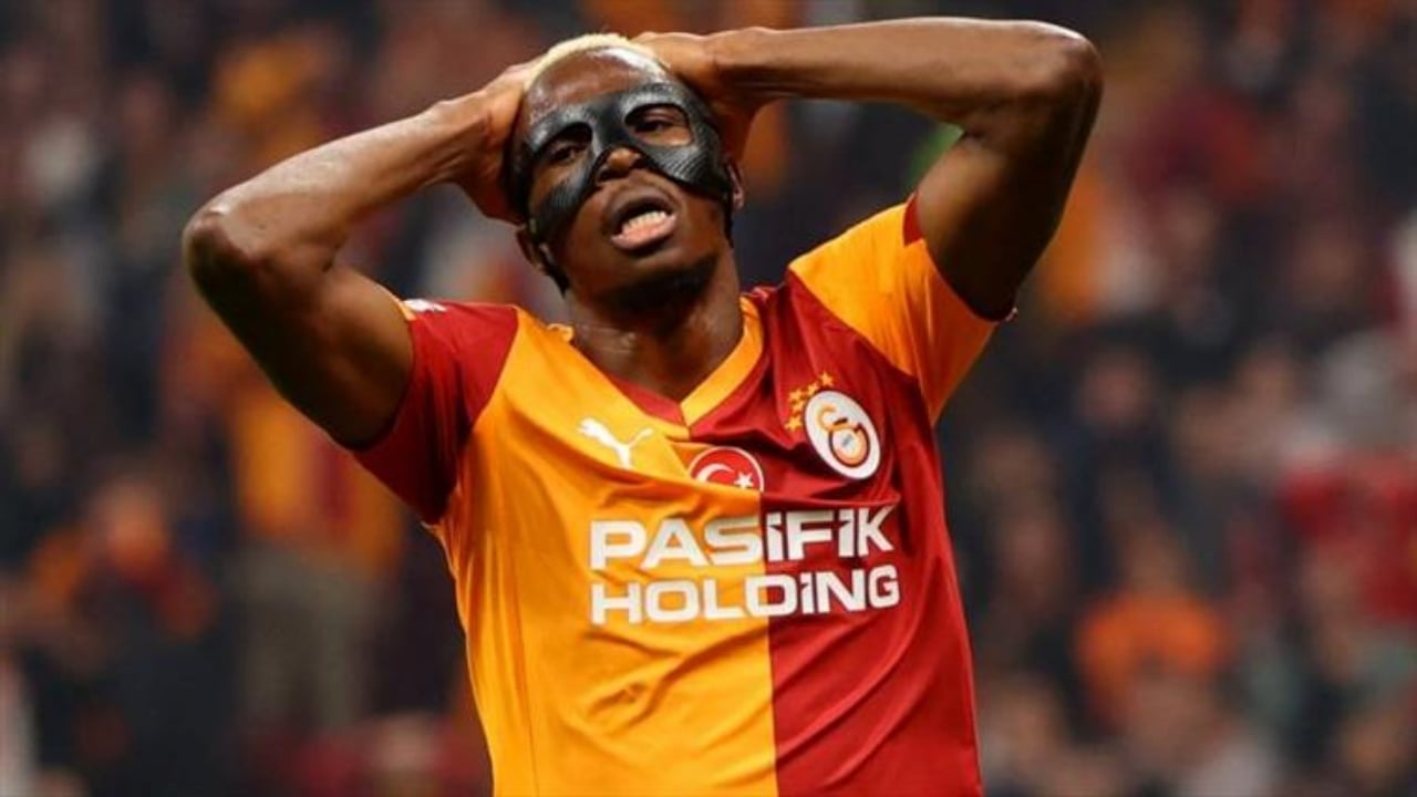 Foto - Osimhen hakkında bomba gelişme! Sevinçten havalara zıplayan da var kahrolan da