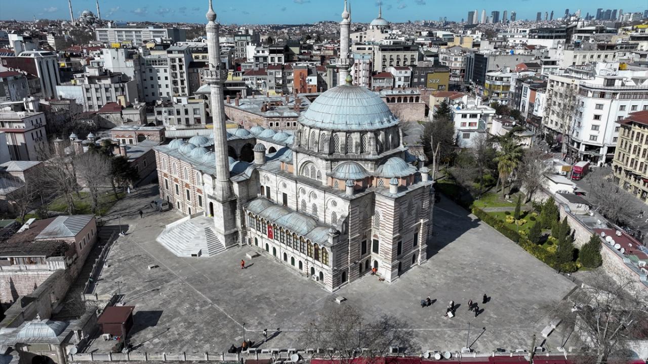 Osmanlı'nın İstanbul'daki son selatin külliyesi: Laleli Camii