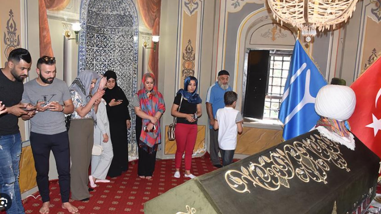 Foto - Osmanlı’nın kalbi Söğüt’te 2025 yılı rekorla kapandı: Diriliş ruhu milyonları buluşturdu! Ertuğrul Gazi’ye 3 milyon ziyaretçi