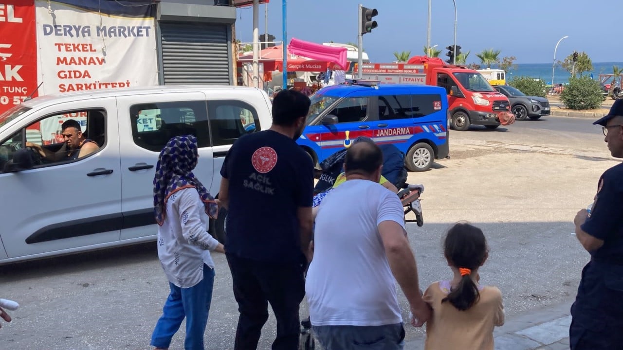 Foto - Otel odası bir anda alevlere teslim oldu! Tatilciler dehşeti yaşadı!