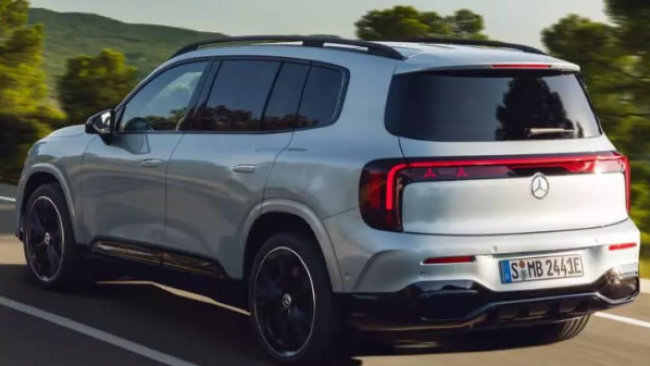 Foto - Gözlerin pası silindi: Otomobil devi yeni modeli tanıttı!