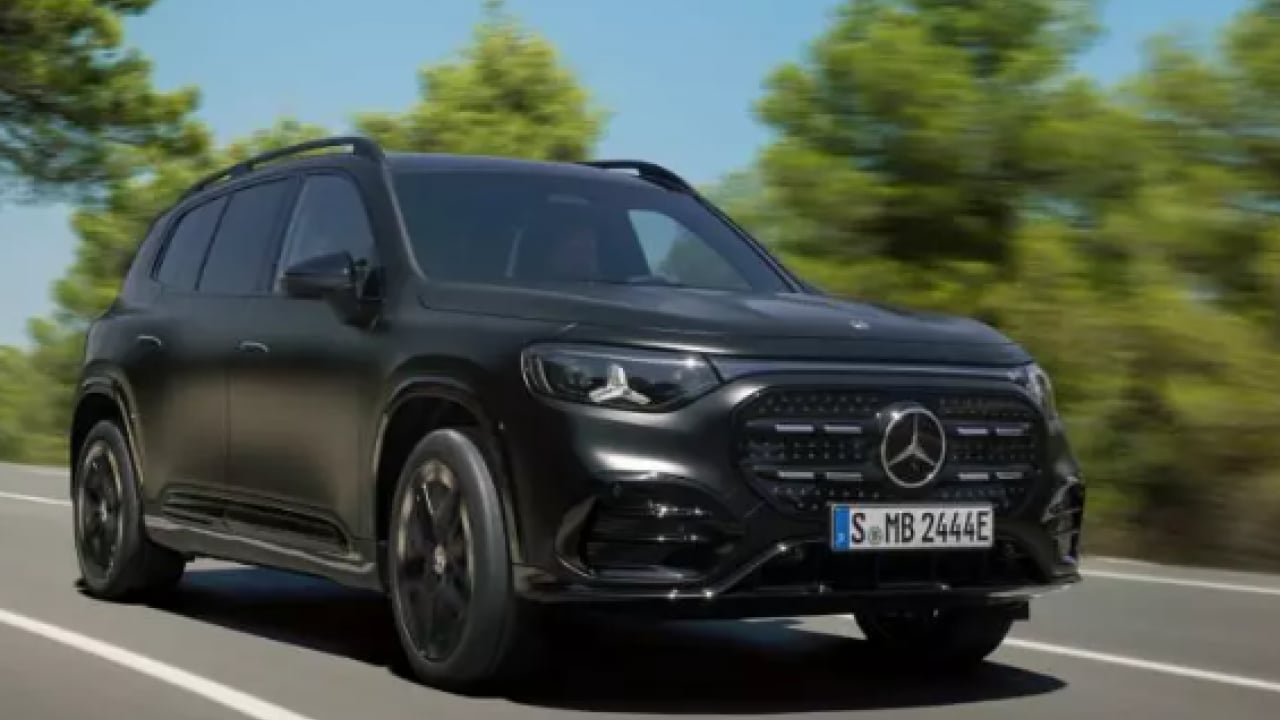 Foto - Gözlerin pası silindi: Otomobil devi yeni modeli tanıttı!