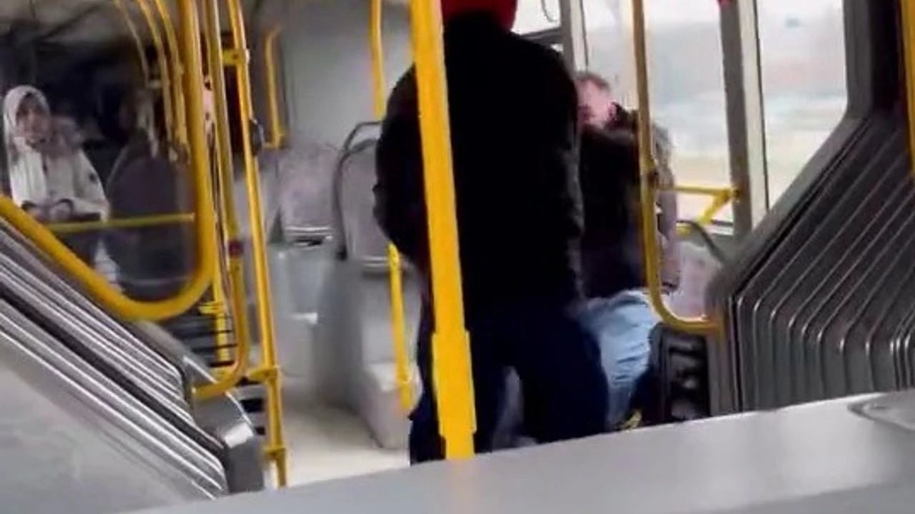 Foto - Otobüste tekme-tokat döverken haykırmıştı! "Komutan"ın kim olduğu anlaşıldı
