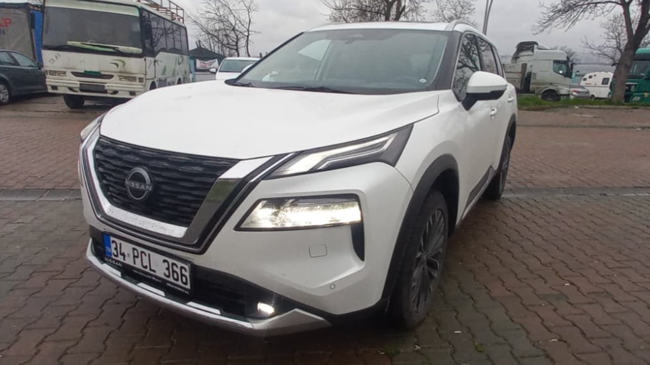 Foto - Otomobil tutkunları için bir SUV rehberi! Nissan X‑Trail’in direksiyonu başında geleceğe yolculuk!