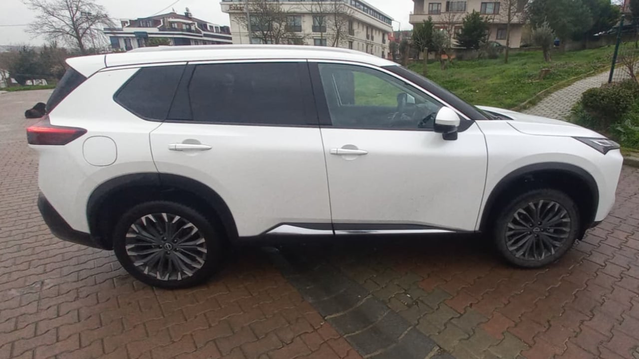 Foto - Otomobil tutkunları için bir SUV rehberi! Nissan X‑Trail’in direksiyonu başında geleceğe yolculuk!