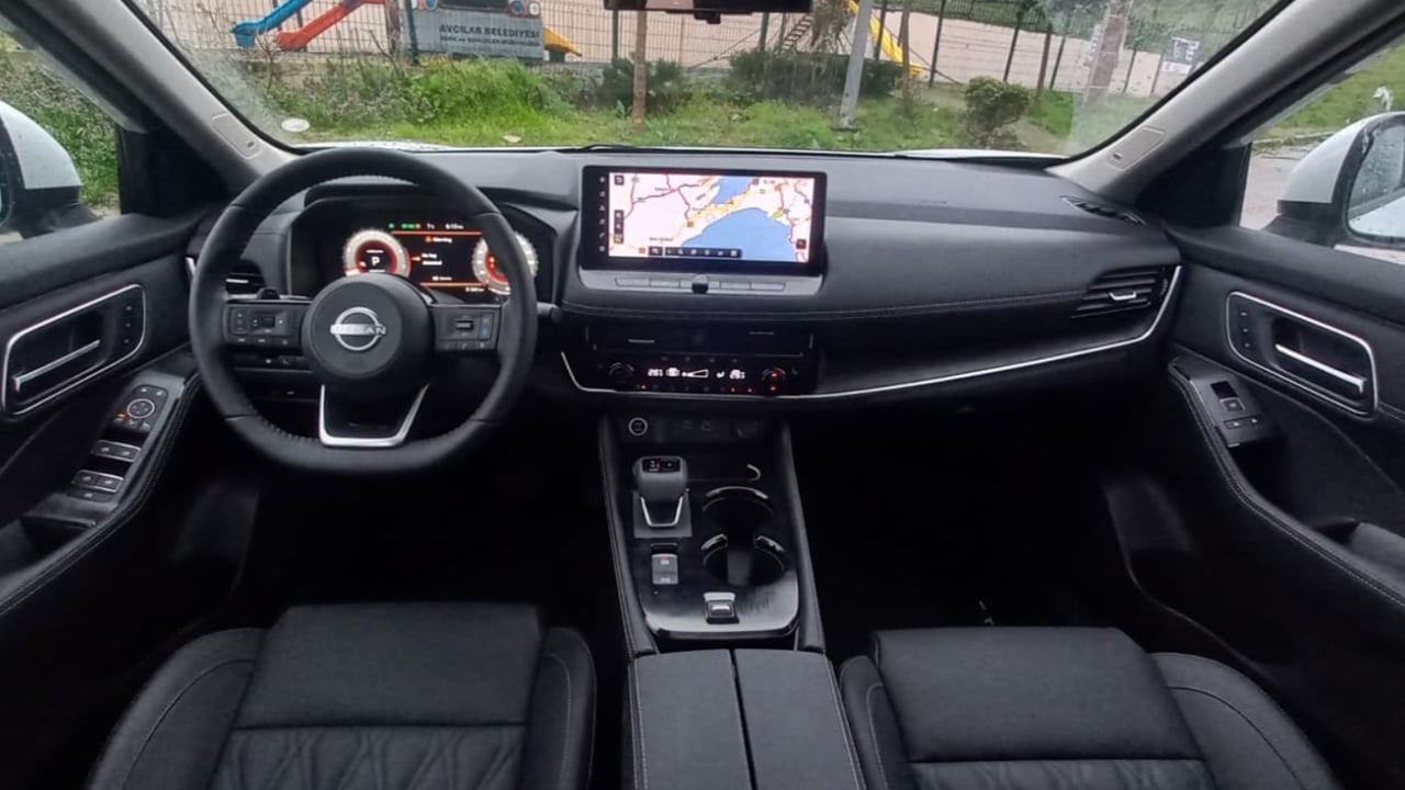 Foto - Otomobil tutkunları için bir SUV rehberi! Nissan X‑Trail’in direksiyonu başında geleceğe yolculuk!