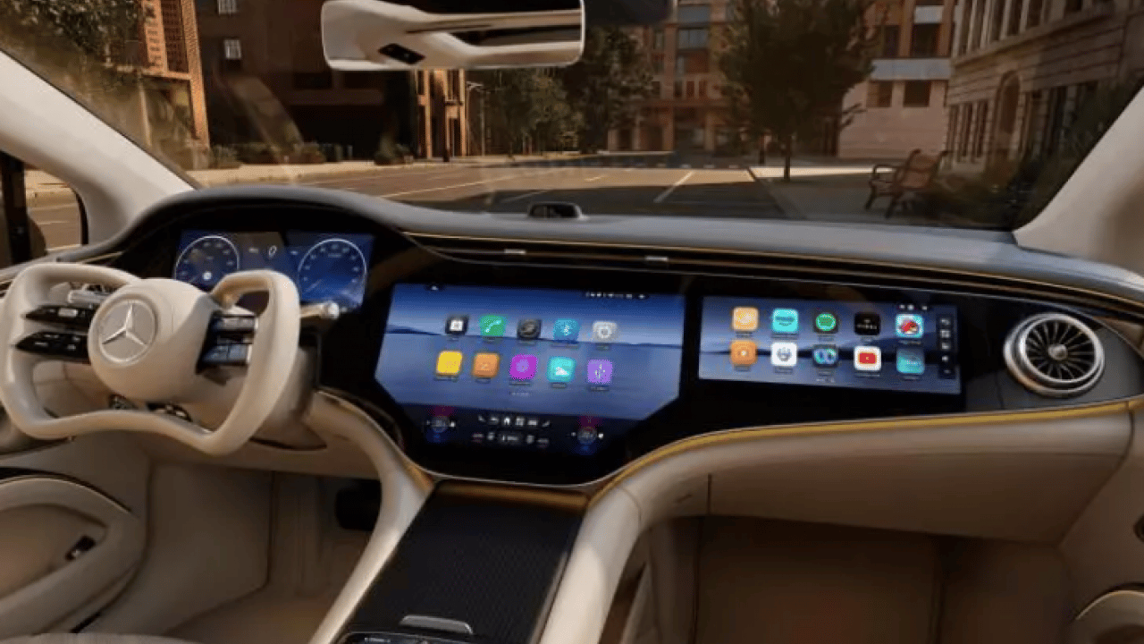 Otomobil devi yeni canavarını tanıttı: Tek şarjla 926 KM gidiyor!