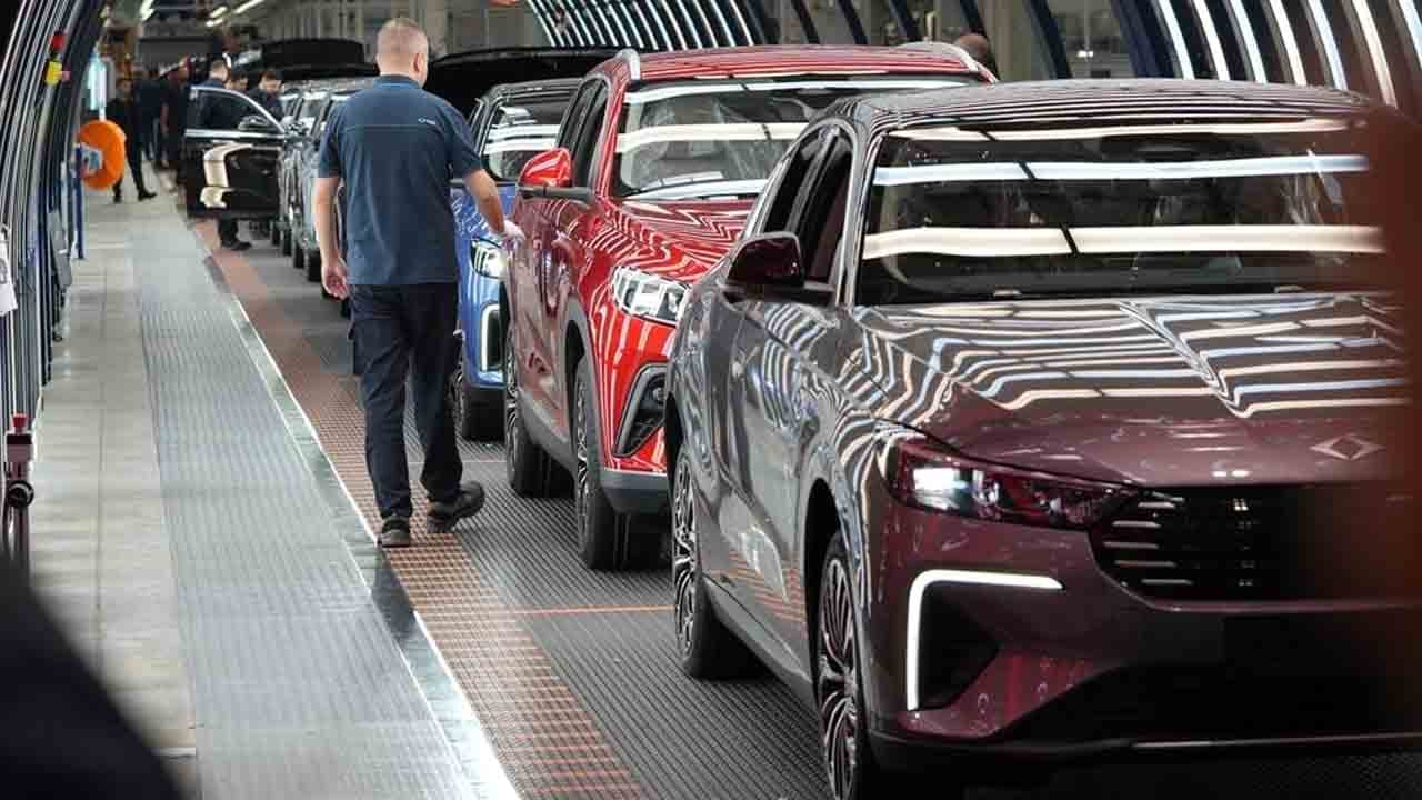 Foto - Otomotiv ihracatında tırmanış: Türkiye satıyor Avrupa kapış kapış alıyor