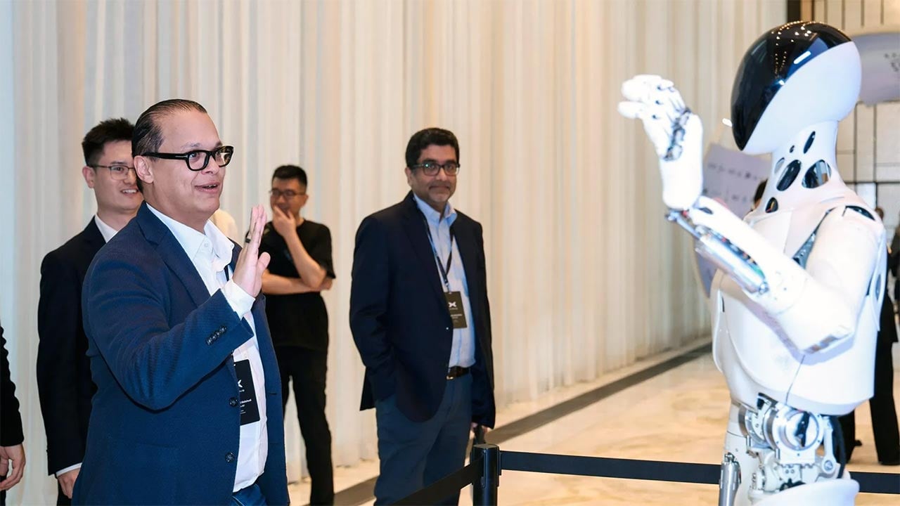 Foto - Otomotiv sınıfı ilk insansı robot! XPeng ET1'i tanıttı