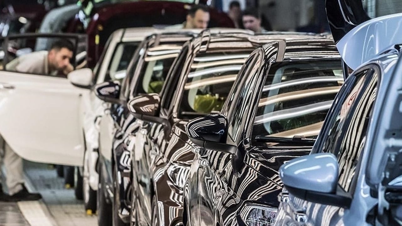 Foto - Otomotivde 10 aylık rapor! Pazar 1 milyonu aştı, üretim yüzde 4 arttı