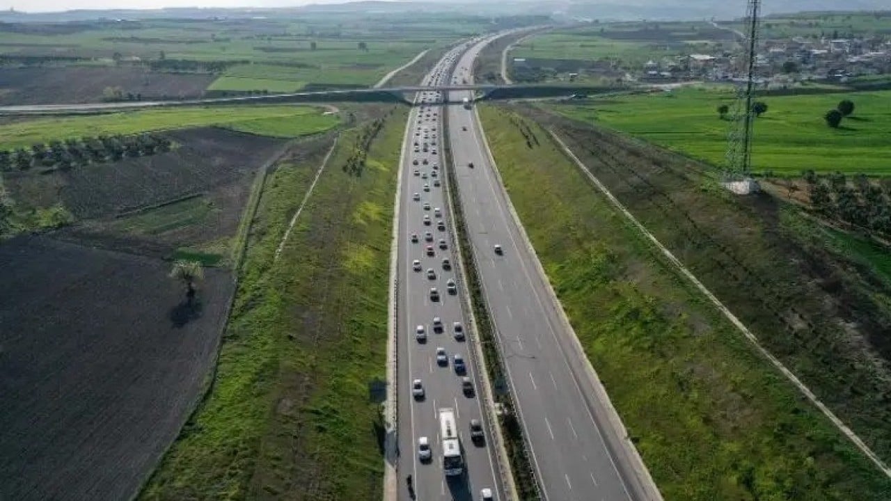 Foto - Otoyol ve köprülere gelen zamma AK Partili isimden sitem