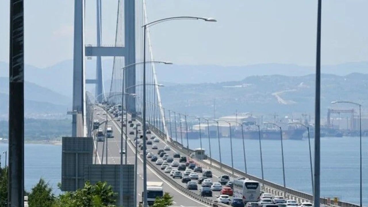 Foto - Otoyol ve köprülere gelen zamma AK Partili isimden sitem