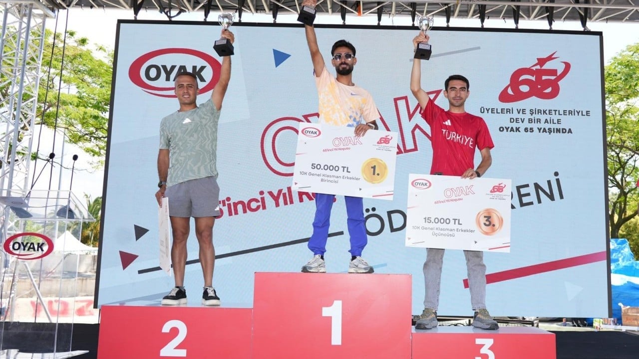 Foto - OYAK’ın 65. Yıl Coşkusu: Dragos Sahilinde Tek Yürek Oldu