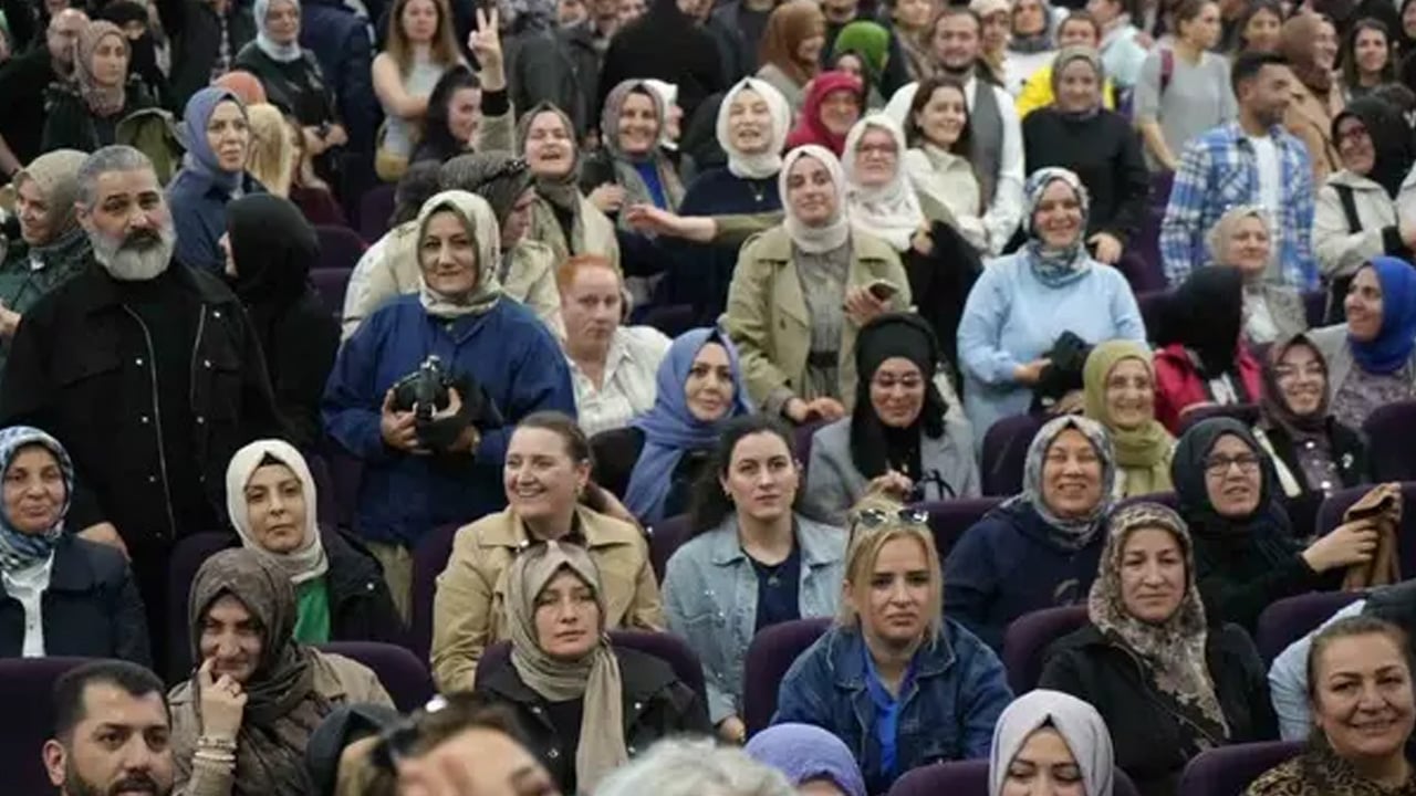 Foto - Oytun Erbaş, fazlası büyük zarar diyerek uyardı: Sosyal medya ve hantavirüs açıklaması... Sakın izin vermeyin!
